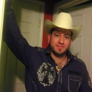 Meet your Posher, Ernesto